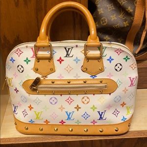 Louis Vuitton bag barley used perfect condition